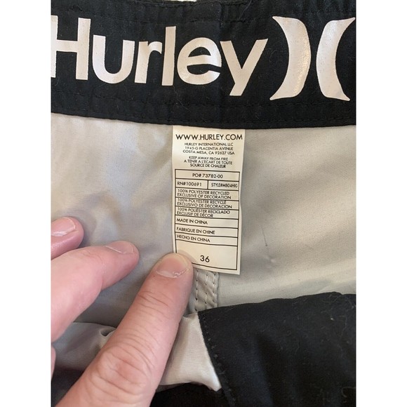 Hurley Highway Men's Black White Gray Striped Board Beach Surf Shorts 36 - Picture 3 of 6